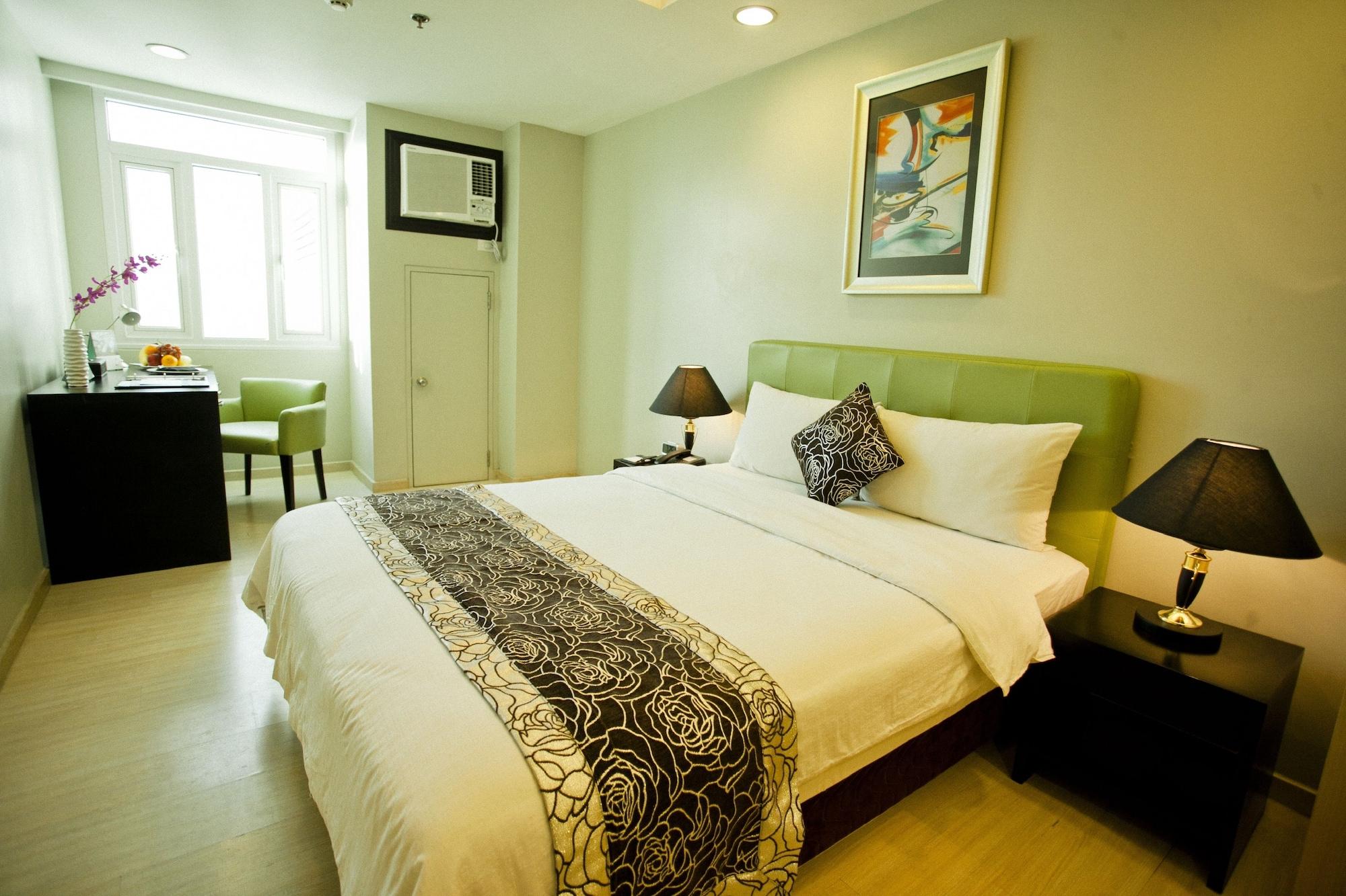 The Exchange Regency Residence Hotel Managed By Hii Pasig City Экстерьер фото